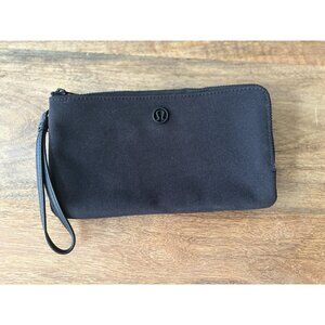 Lululemon Wristlet Pouch Womens One Size Black Zip Wallet Card Slots Travel